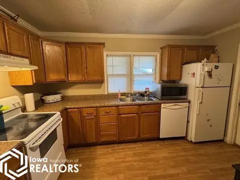 1217 S 9th, Centerville, IA 52544 photo 12