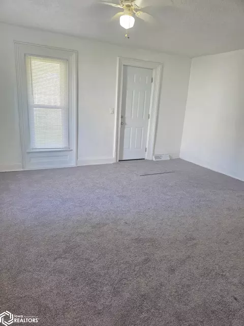212 Maple St, Murray, IA 50174 photo 3