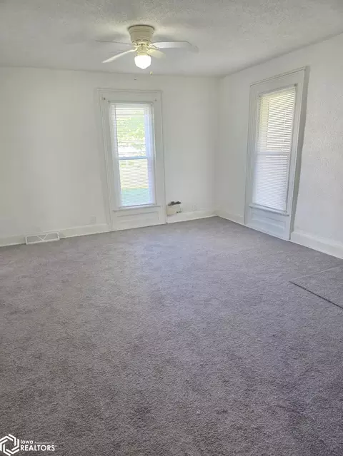 212 Maple St, Murray, IA 50174 photo 4