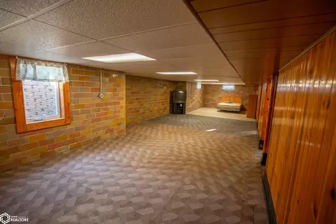Bedroom - 1408 100th Ave, Bode, IA 50519 photo 7 of 9