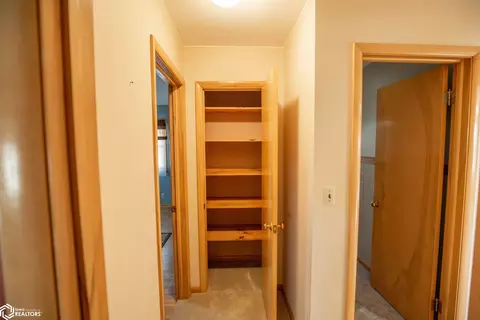 Entry Way - 1408 100th Ave, Bode, IA 50519 photo 1 of 1