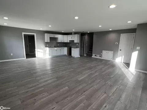 Living - 2002 Ridgeway Dr, Denison, IA 51442 photo 4 of 4