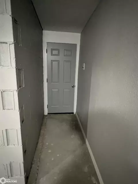 Entry Way - 2002 Ridgeway Dr, Denison, IA 51442 photo 3 of 3