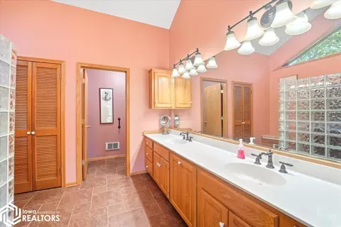 32038 236th St, Eldora, IA 50627 photo 19