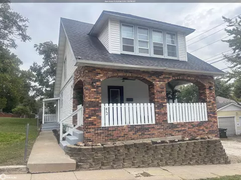 412 4th St, Fort Madison, IA 52627