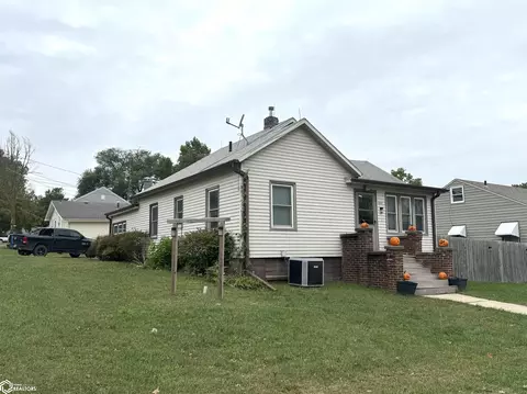 1000 N Division St, Creston, IA 50801