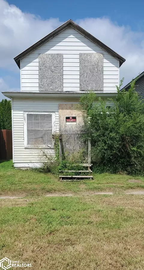 2315 Avenue J, Fort Madison, IA 52627