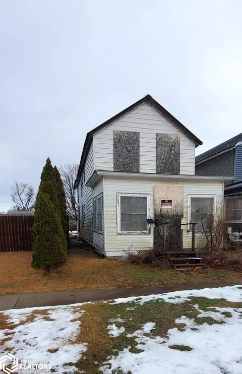 2315 Avenue J, Fort Madison, IA 52627