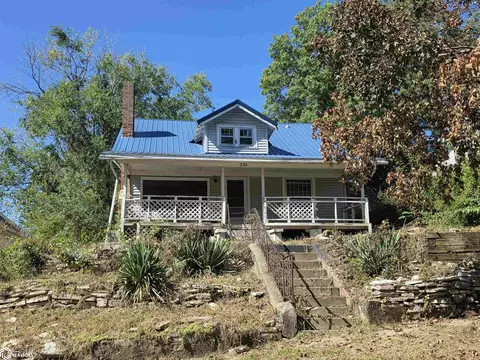 531 Frank St, Ottumwa, IA 52501