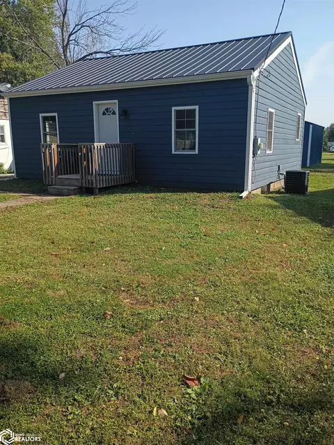 846 S Adella St, Ottumwa, IA 52501