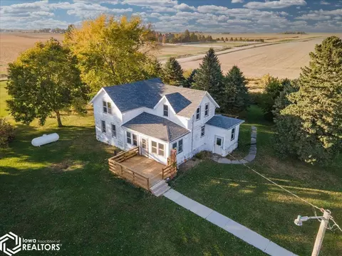 1349 C Ave, Gladbrook, IA 50635
