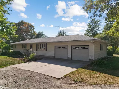 1467 Kentucky Ave, Winfield, IA 52659