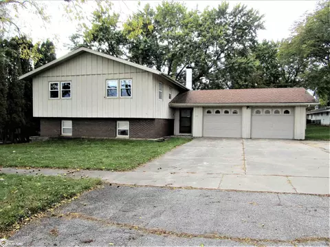 315 Weyrauch Rd, Iowa Falls, IA 50126