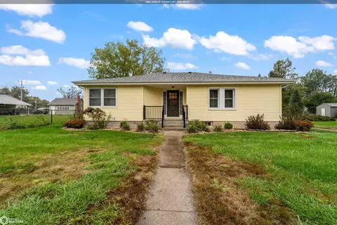 717 5th St, Colo, IA 50056