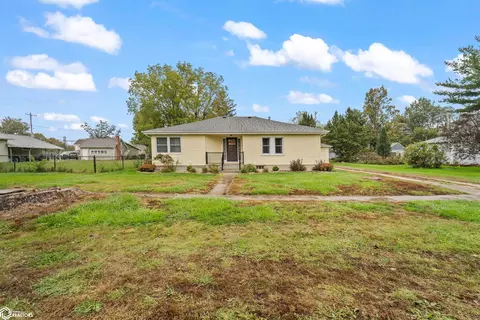 717 5th St, Colo, IA 50056 photo 2