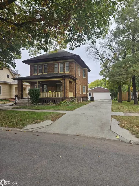 637 Boone St, Webster City, IA 50595