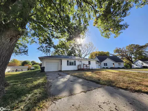 903 S Mill St, Lake Mills, IA 50450