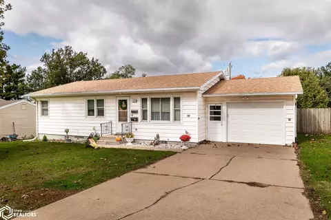 103 W South St, Marshalltown, IA 50158