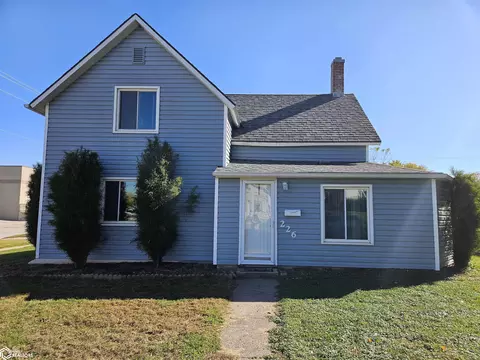 226 N East St, Carroll, IA 51401