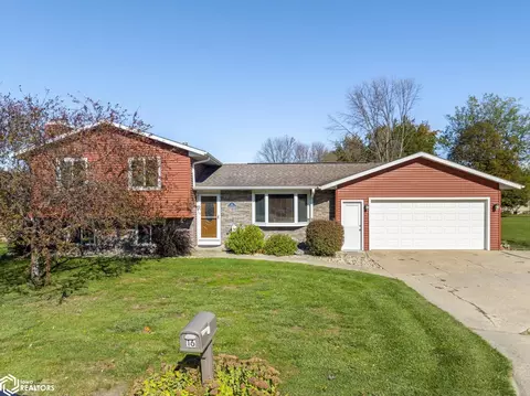 16 Lexington Sq, Mason City, IA 50401