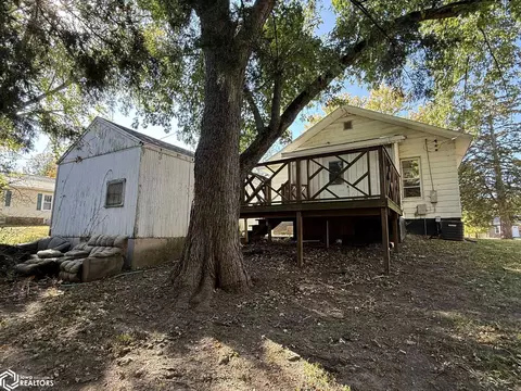 Exterior - 135 Chandler Blvd, Macomb, IL 61455 photo 3 of 4