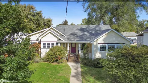1219 Braden Ave, Chariton, IA 50049