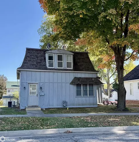 710 N C St, Oskaloosa, IA 52577