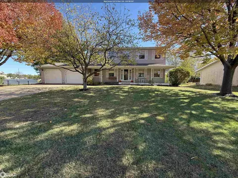 1407 Dogwood Dr, Fairfield, IA 52556