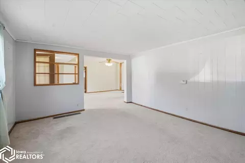1407 18th Ave, Eldora, IA 50627 photo 8