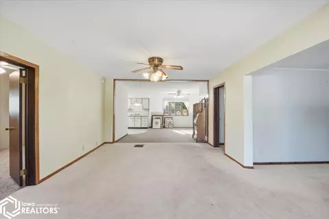 1407 18th Ave, Eldora, IA 50627 photo 6