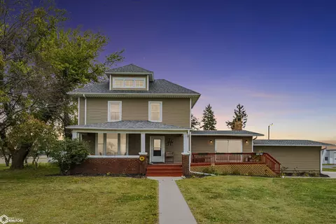 1953 115th St, Winfield, IA 52659