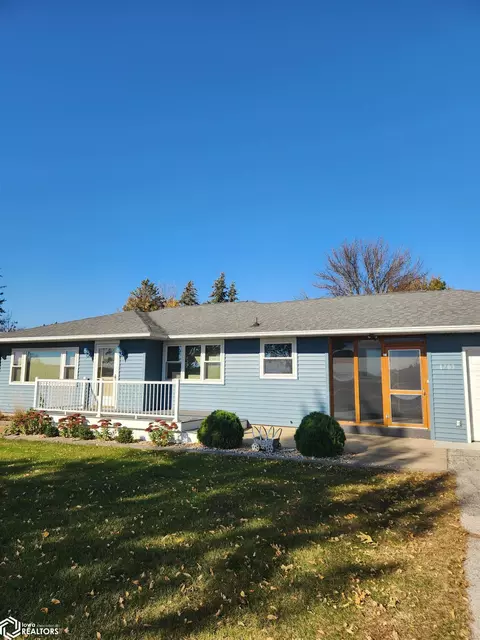 1703 E Mcgregor St, Algona, IA 50511