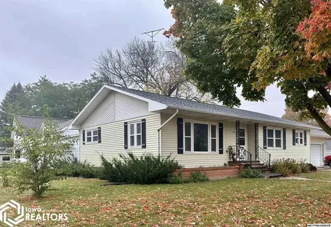 415 3rd Ave NW, Buffalo Center, IA 50424