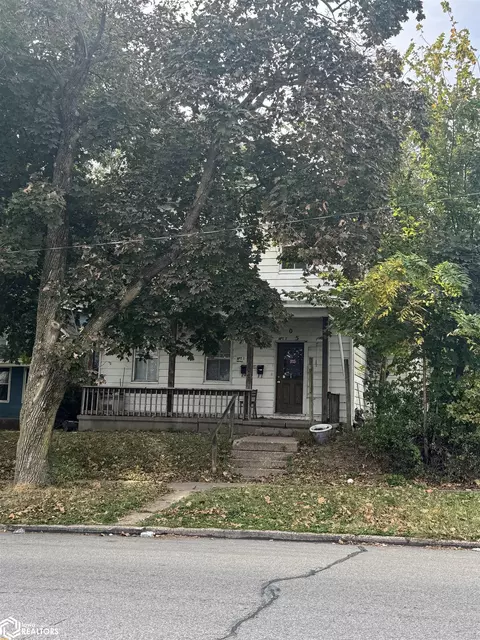 605 S Central Ave, Burlington, IA 52601