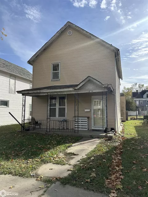 916 Avenue D, Fort Madison, IA 52627