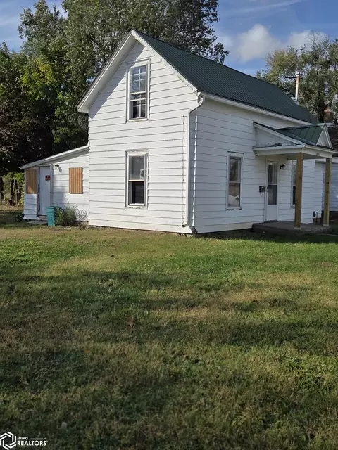 1540 Keokuk St S, Hamilton, IL 62341