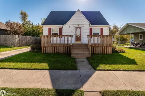 1208 W Linn St, Marshalltown, IA 50158