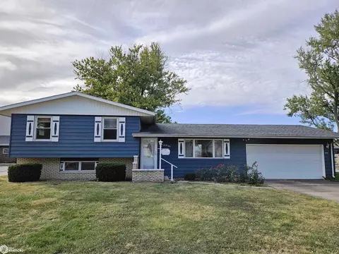 521 Melville Ave, West Burlington, IA 52655