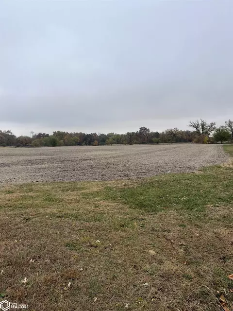 W. 6th Street, Hedrick, IA 52563
