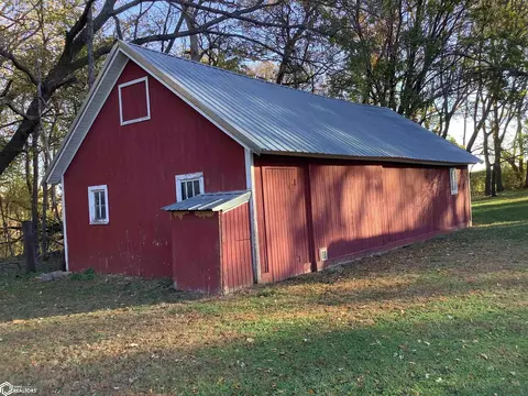 Exterior - 1620 Quail Ave, Hampton, IA 50441 photo 5 of 7