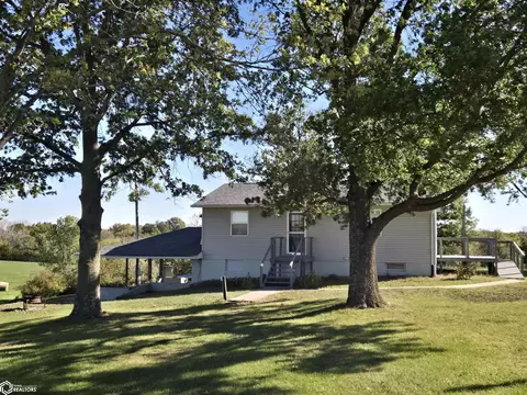 14608 160th Ave, Mystic, IA 52574