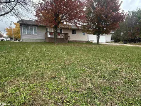 516 3rd St SW, Belmond, IA 50421