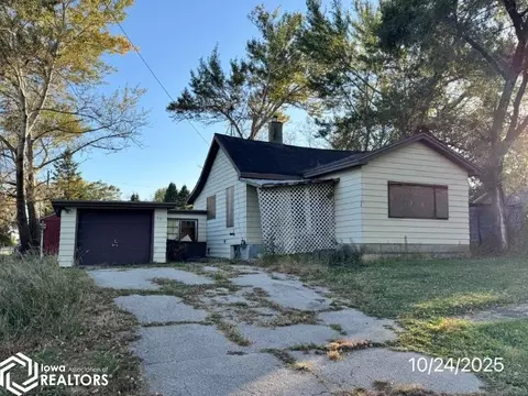 335 E North St, Manly, IA 50456