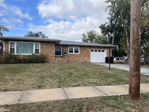 1571 Laurel, Hamilton, IL 62341