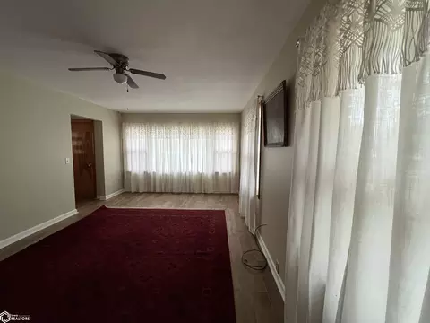 Living - 1571 Laurel, Hamilton, IL 62341 photo 1 of 8