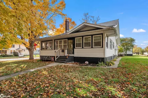 212 3rd Ave, Melbourne, IA 50162
