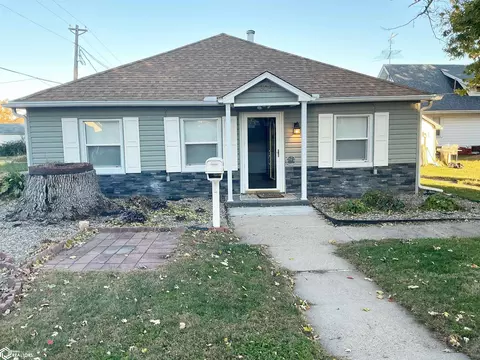 305 S 2nd Ave, Villisca, IA 50864