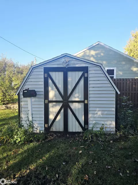 1280 State St, Garner, IA 50438 photo 8