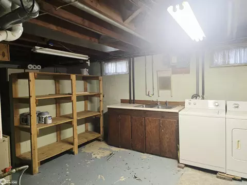 1280 State St, Garner, IA 50438 photo 38
