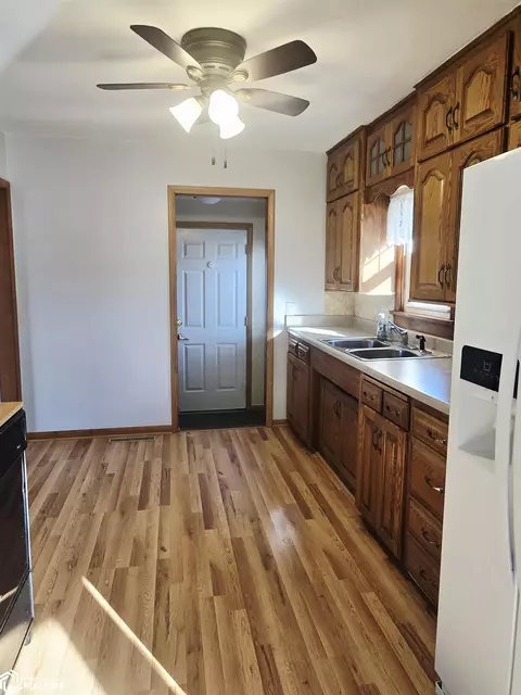 1280 State St, Garner, IA 50438 photo 13